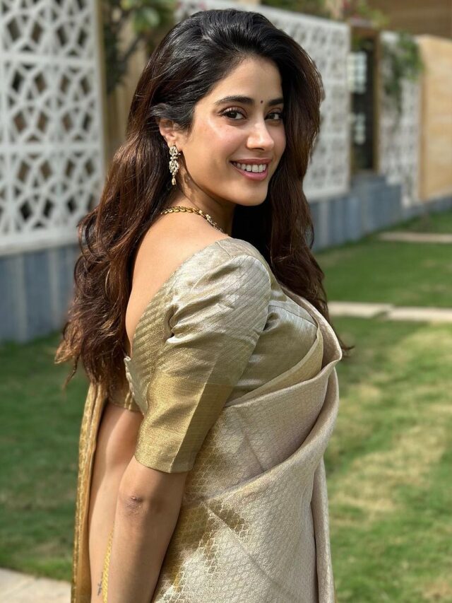 Janhvi Kapoor's blouse designs will add charm to the party