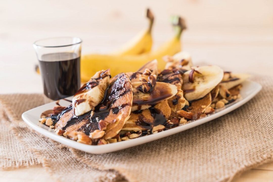 Banana Chocolate Pancake RecipeIngredients