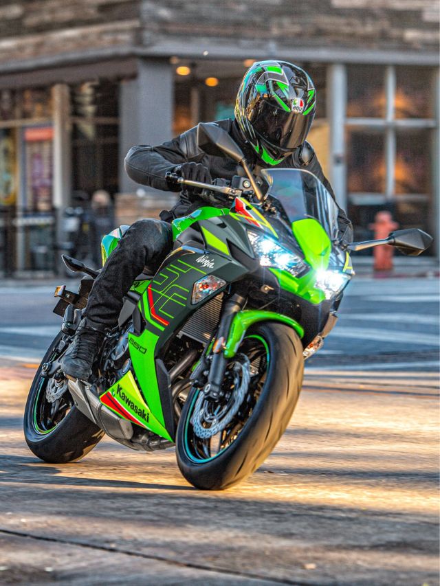 Kawasaki Ninja 650 has amazing features